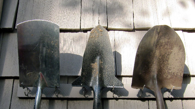 Spear Head Spade is in the middle. 